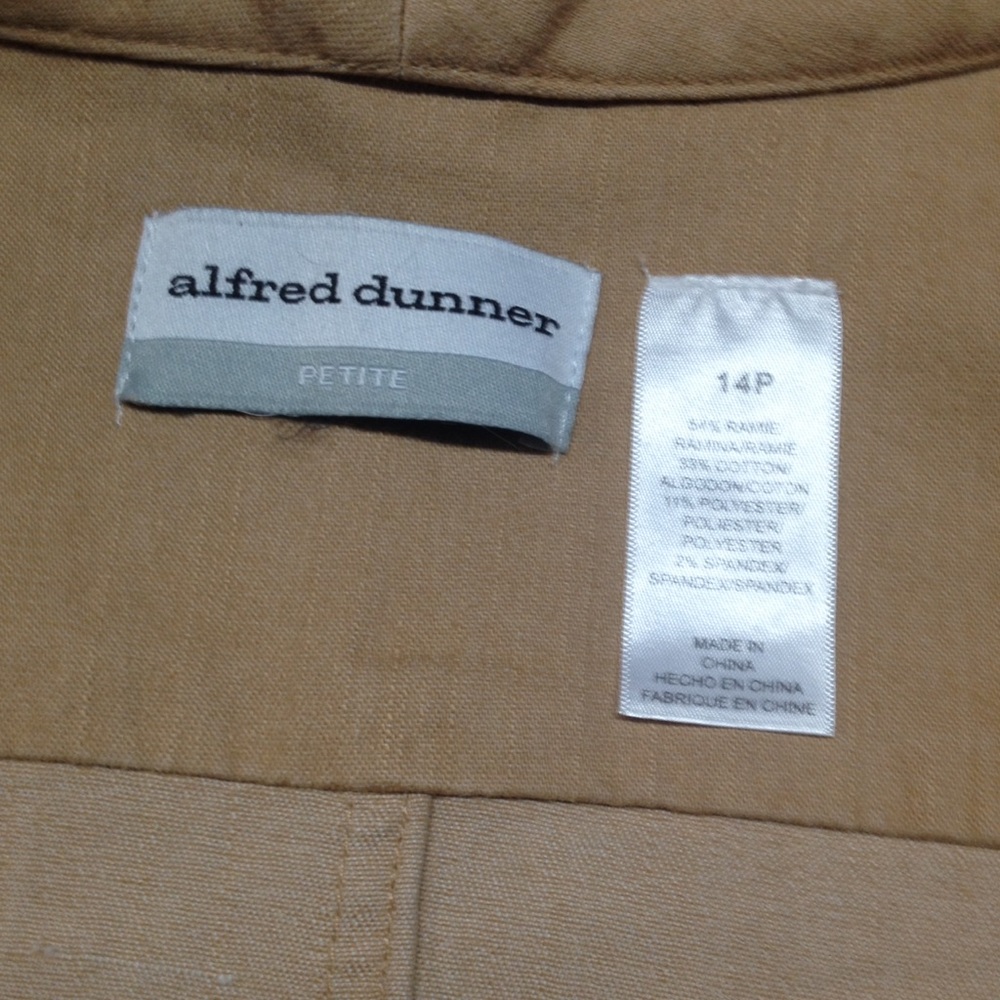 Alfred Dunner Petite Tan Jacket - Picture 4 of 4